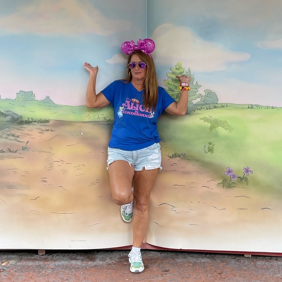 Meet your Posher, Buffy - Picture 5 of 11